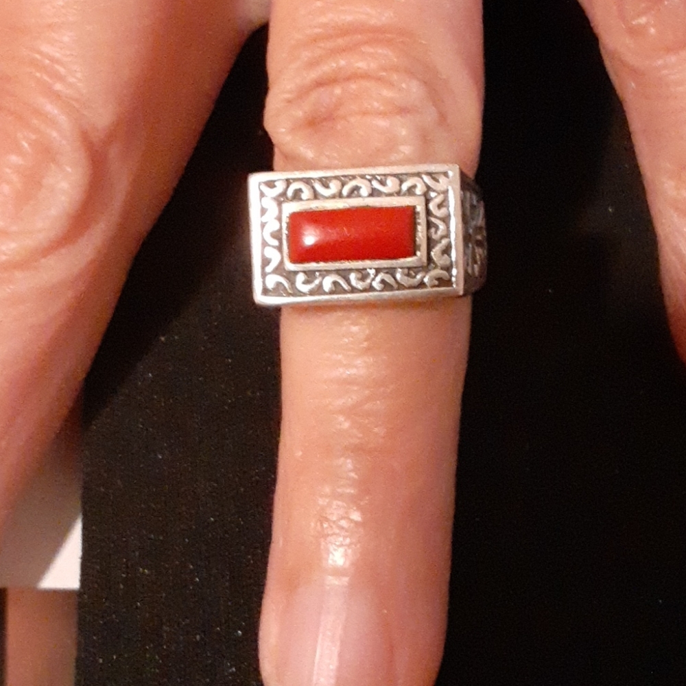 STERLING SILVER RING